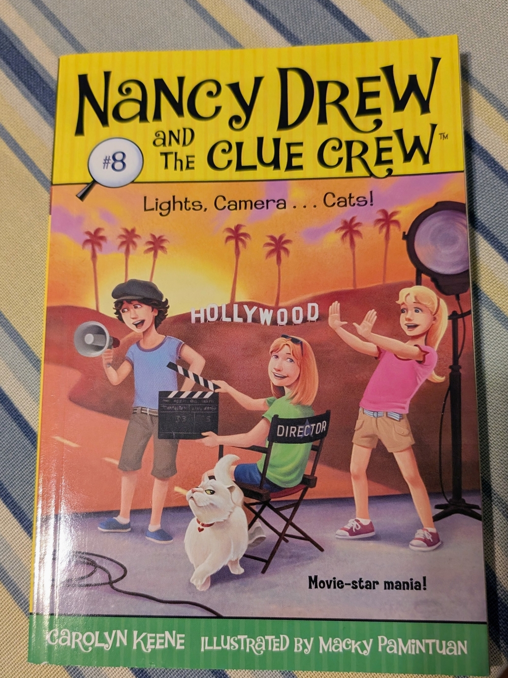 Nancy Drew and The Clue Crew #8 - Lights, Camera... Cats! (Yellow/Orange/Pink)
